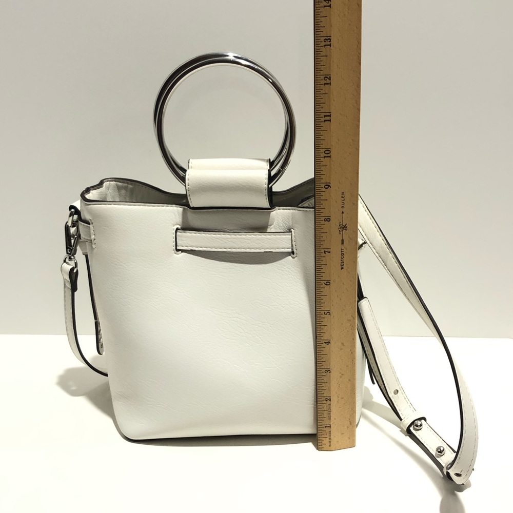 I.N.C. International Concepts White Ring Handle Bucket Bag Crossbody Purse - Picture 14 of 16